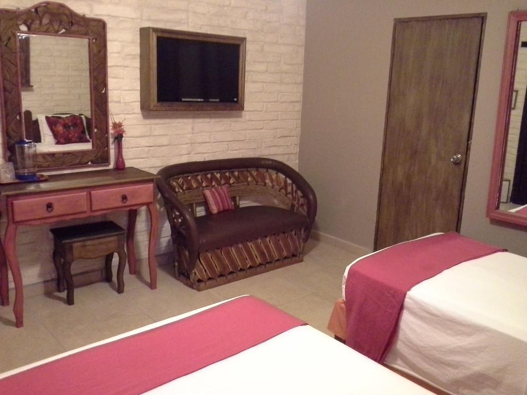 Hotel Yasmin Пуэрто-Вальярта Номер фото